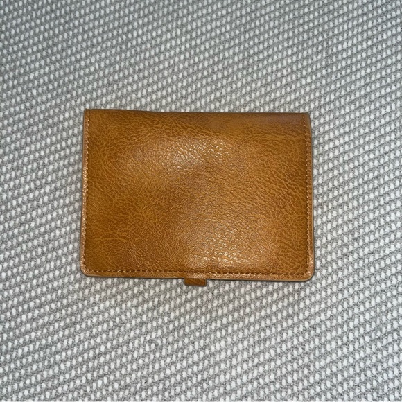 Sold - Picture 2 of 4